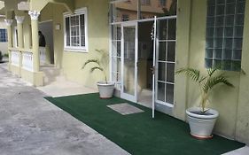 Comfy Guest Rooms
